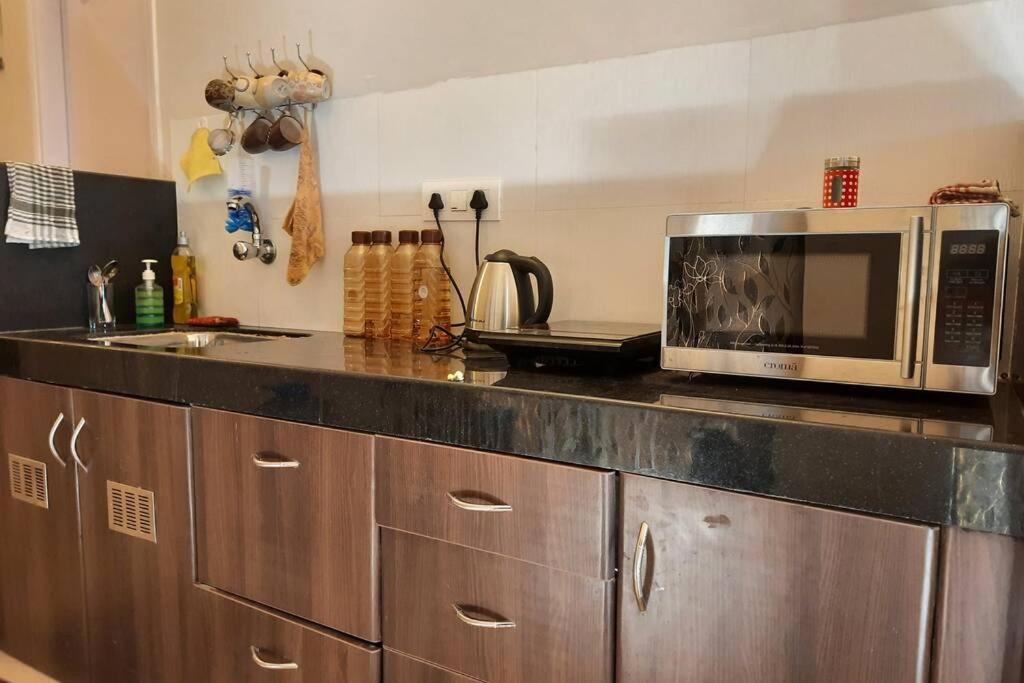 Joy Cottages - Premium Chalets, Vacation Home Rentals Карджат Экстерьер фото